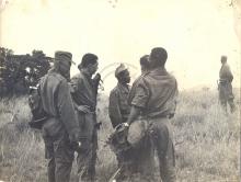 Visita de Robert Davezies e Jacques Vignes a zonas de acção do MPLA