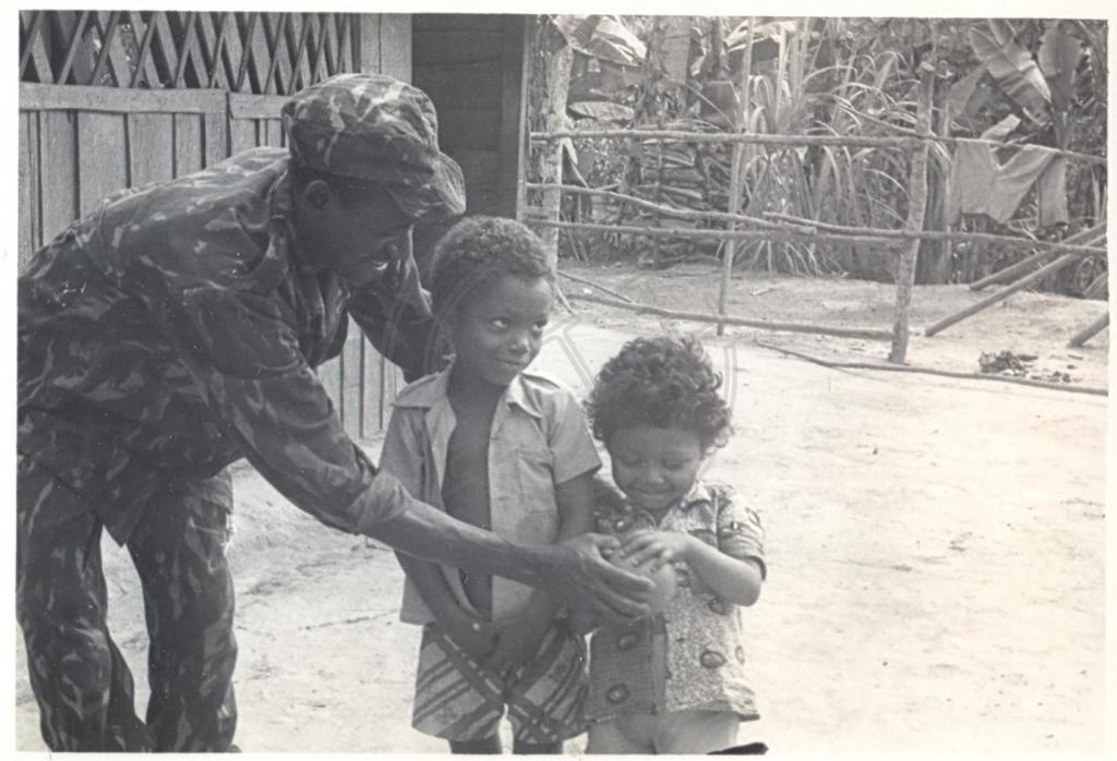 Actividades de Lúcio Lara na 2ª Região Militar (MPLA)